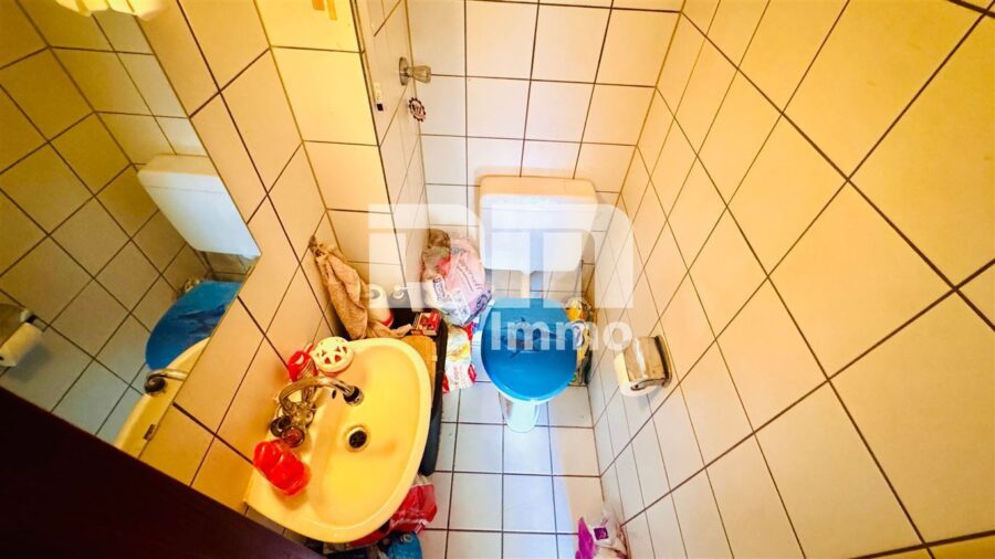 (R)eserviert!WE3 - Moderne Dreizimmerwohnung BJ 1991 mit sonnigem Balkon in zentraler Lage - Gäste WC
